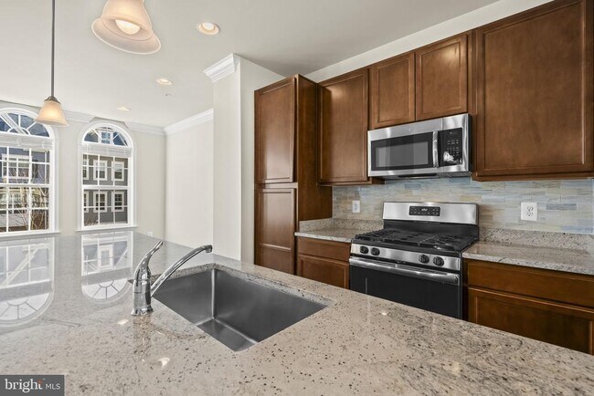 Building Photo - 3030 Mia Ln