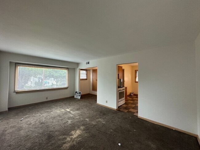 Building Photo - 2747-2749 N. 76th Street