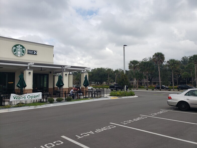 Building Photo - 7859 La Sierra Ct