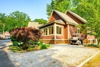 Building Photo - 7 White Pine Knoll