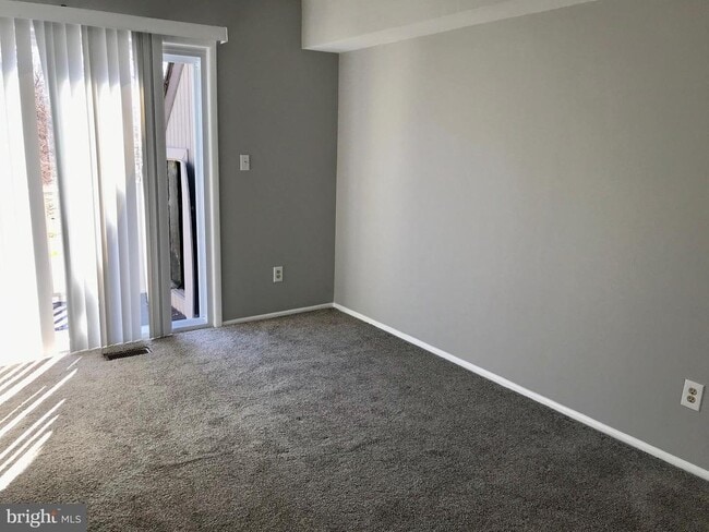 Building Photo - 8071 Pantano Pl