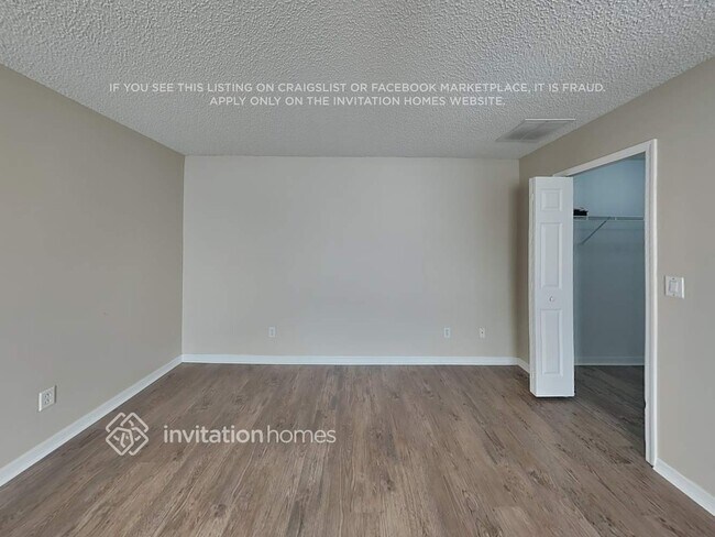 Building Photo - 5755 Fairbridge St