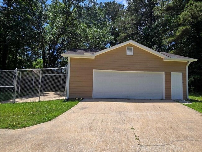 Building Photo - 7846 Melanie Dr