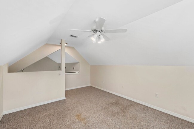 Building Photo - Updated 3BR in Bluewater Bay!!