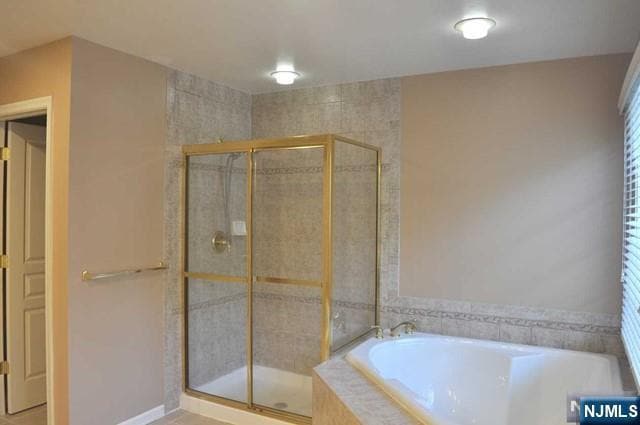 Building Photo - 124 White Pine Ct