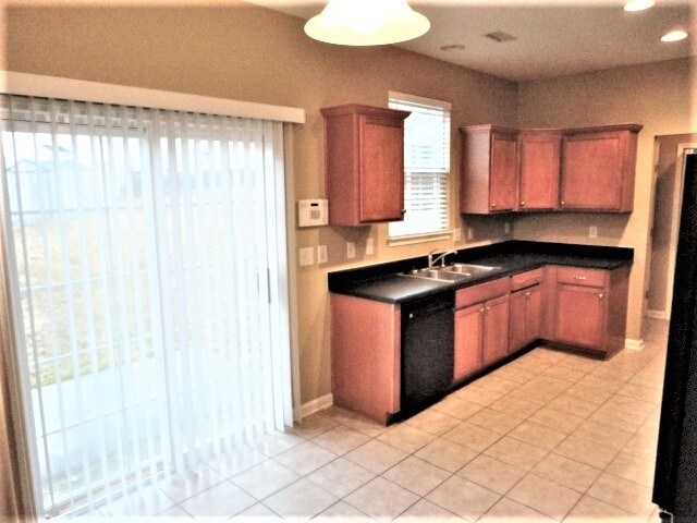 Building Photo - 2626 Dutch Grove Cir