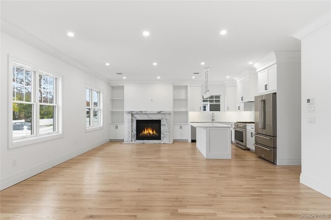 Building Photo - 42 Alice Ct