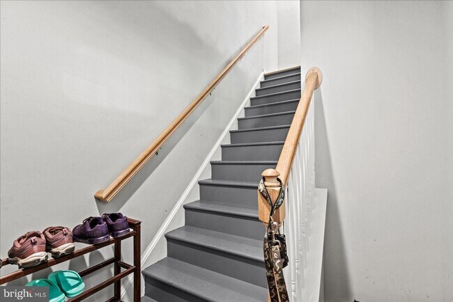 Building Photo - Newly Built Modern Home for Rent in Charming Colonial Beach – with Pool Access Included!