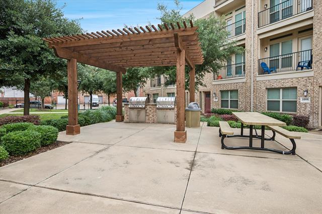Building Photo - 1316 Palm Canyon Dr