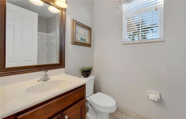 Building Photo - ***STUNNING FURNISHED/ UNFURNISHED ANNUAL*...