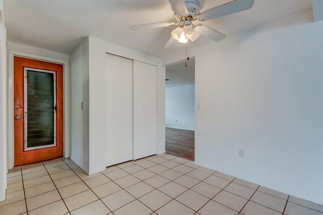 Building Photo - 3735 Mynabird Dr