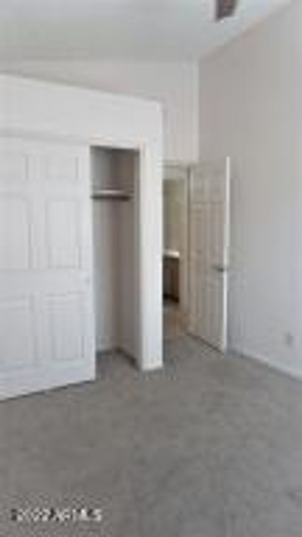 Building Photo - 2853 Northridge St
