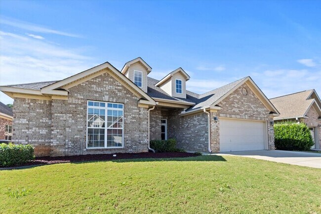 Building Photo - 6608 Lizzie Ln SE