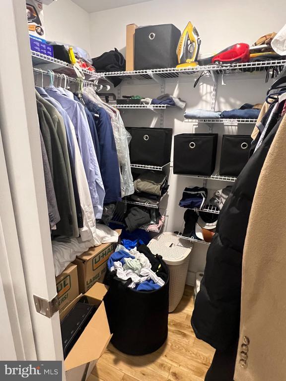 Building Photo - 1431 N 28th St