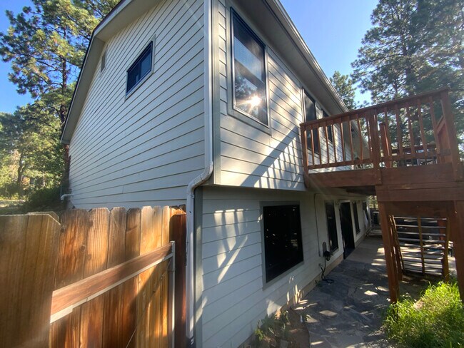 Building Photo - 184 Canyon Creek Trail