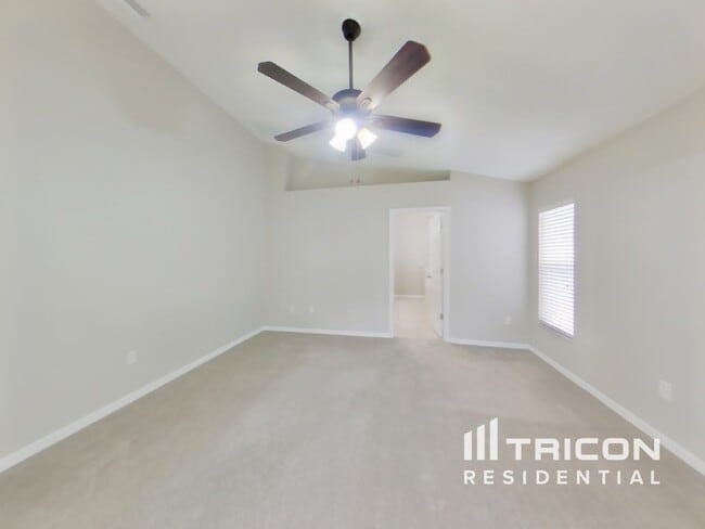 Building Photo - 13461 Staghorn Rd
