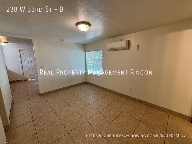 Building Photo - 238 W 33rd St