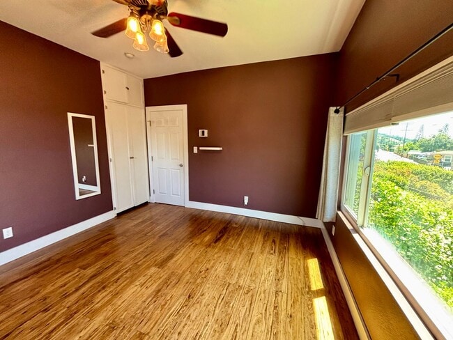 Building Photo - Gorgeous Upgraded Home In Glassell Park Area