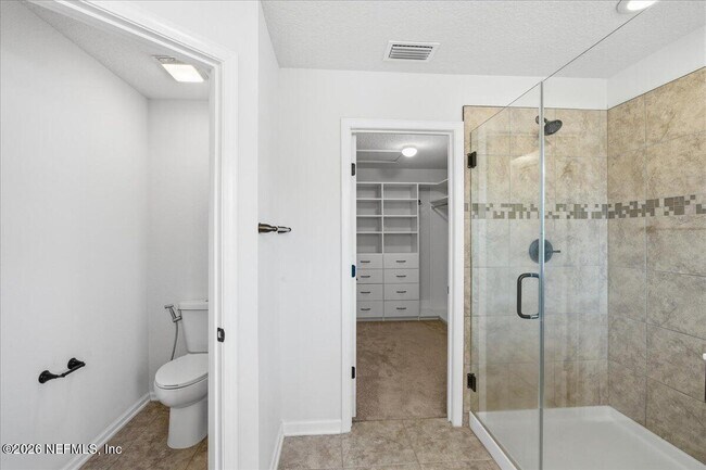 Building Photo - 102 Ann Scott Dr