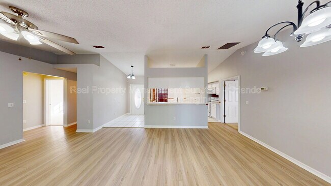 Building Photo - 1740 Whipple Dr