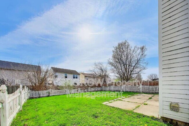 Building Photo - 7139 Kimble Dr