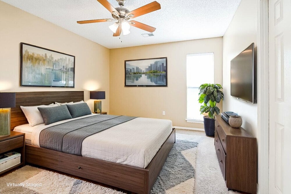 Building Photo - 9150 Belmont Dr