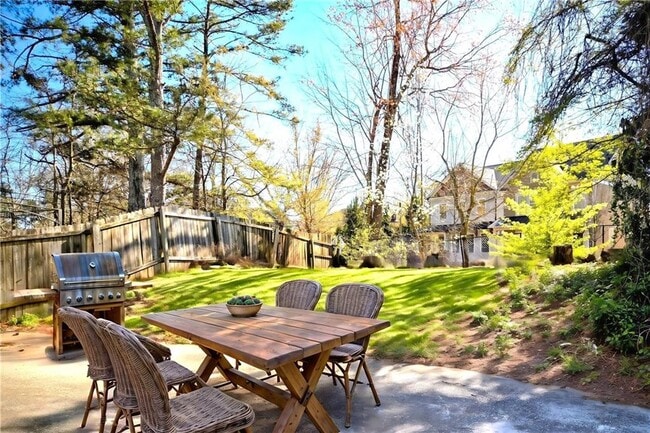 Building Photo - 115 Woodberry Ct