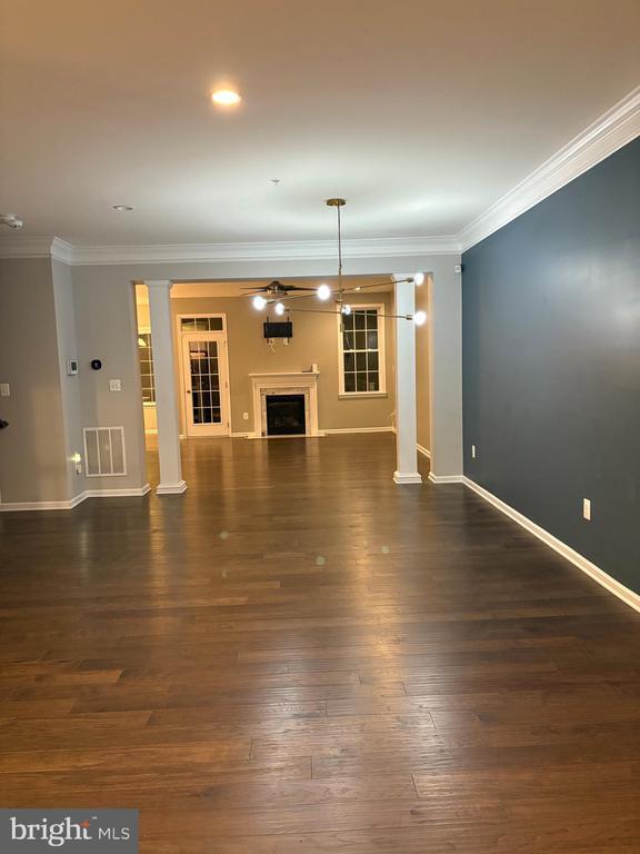 Building Photo - 4204 Lariat Way