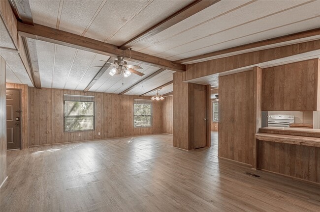 Building Photo - 30 Allen Dr