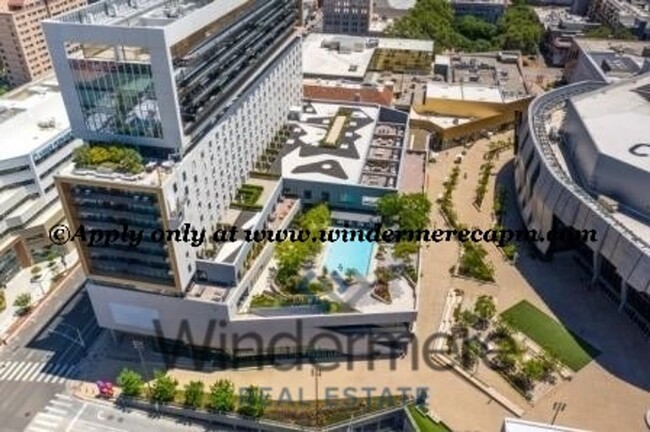 Building Photo - Experience Sacramento's Finest: Luxurious ...