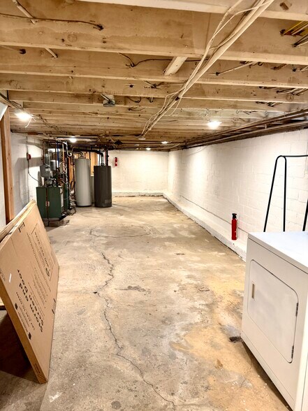Building Photo - 55 Wetmore Ave
