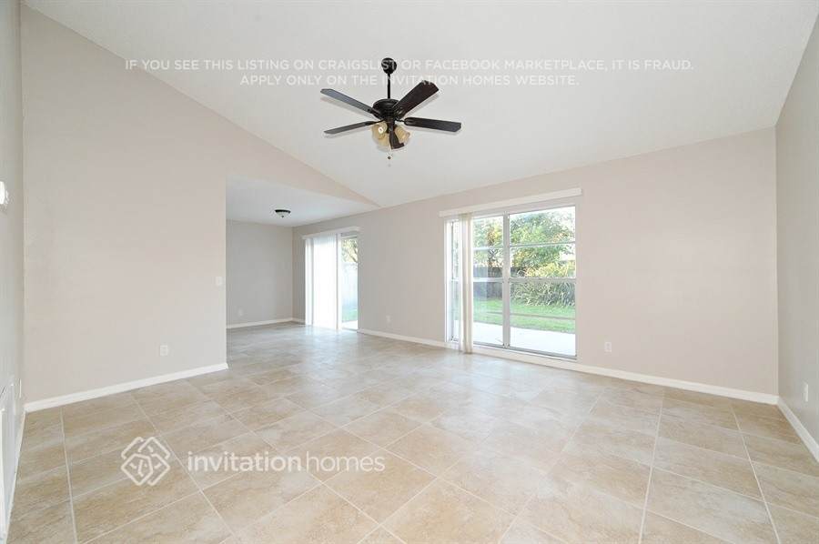 Building Photo - 1618 Crossridge Dr