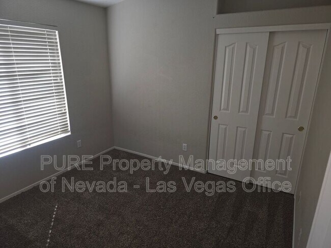 Building Photo - 7857 W March Brown Ave