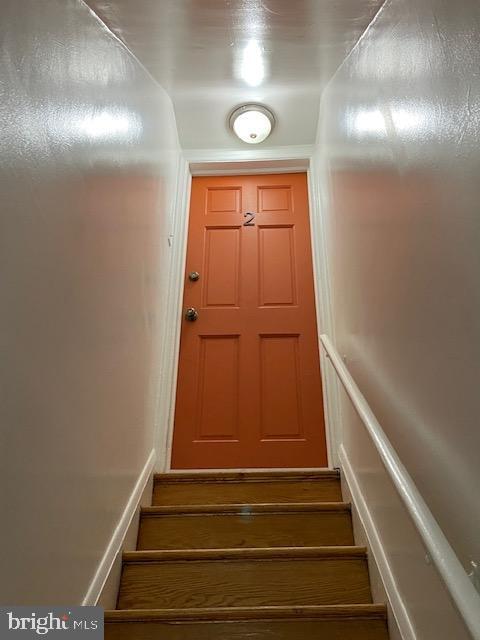 Building Photo - 5715 Simmonds Ave