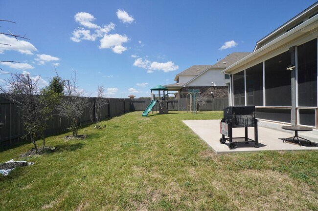 Building Photo - 18116 Leccion Dr