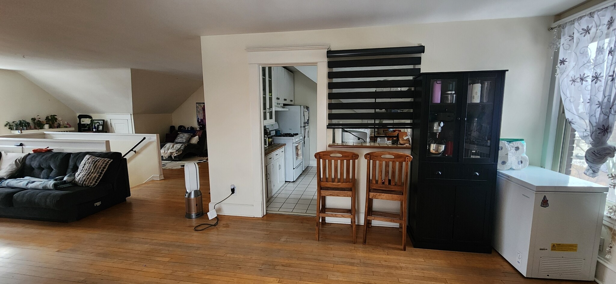 Building Photo - 1900 Colfax Ave S