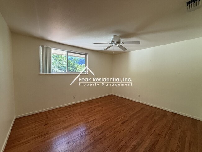 Building Photo - 4301 Cottage Way