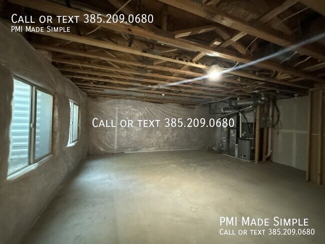 Building Photo - 126 W 3430