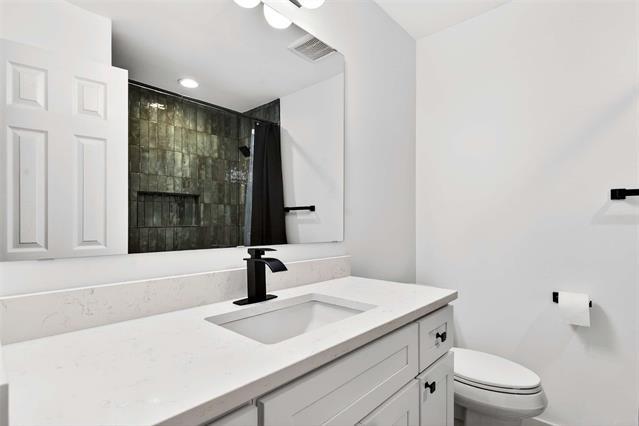 Building Photo - 8217 Bulrush Dr