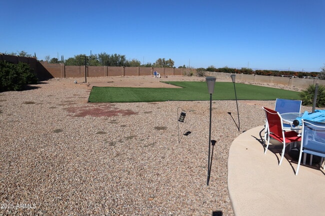 Building Photo - 3887 Cam Bella Rosa