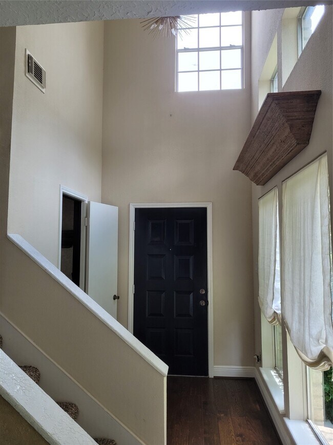 Building Photo - 21515 Nottinghill Dr