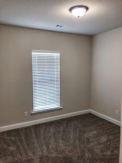 Building Photo - 314 Tryon Pl