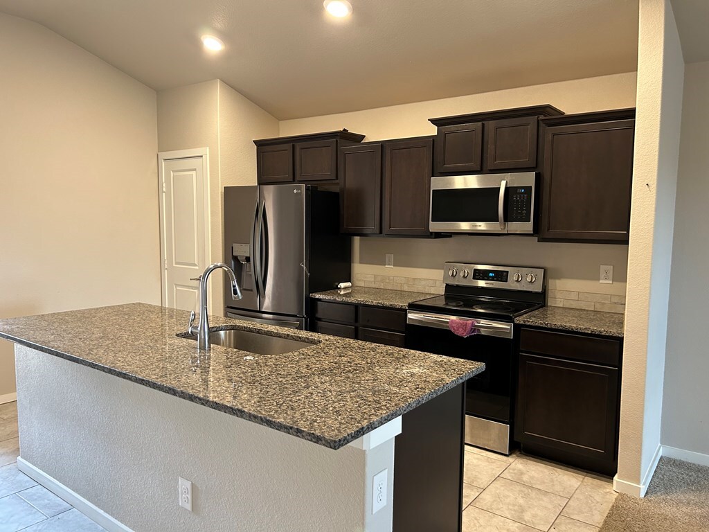 Building Photo - 9311 Ratliff Rdg