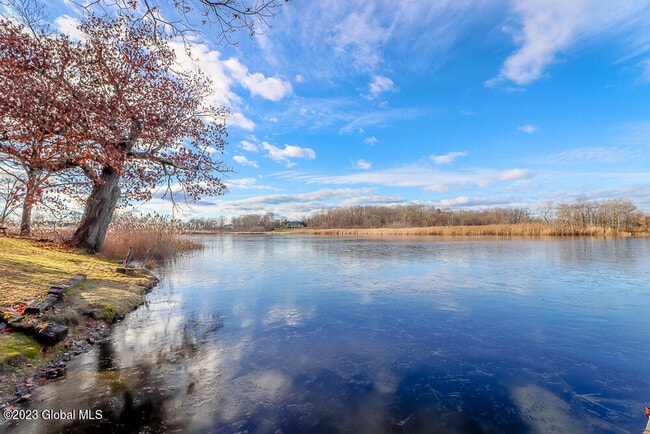 Building Photo - 101 Orinsekwa Rd
