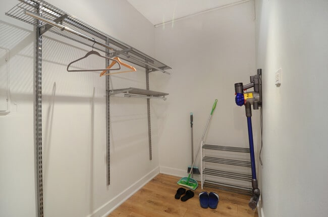 Building Photo - 405 N Wabash Ave