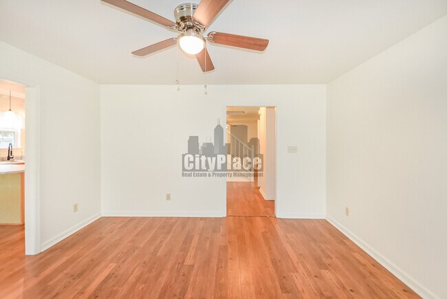 Building Photo - 263 Brooks Bend