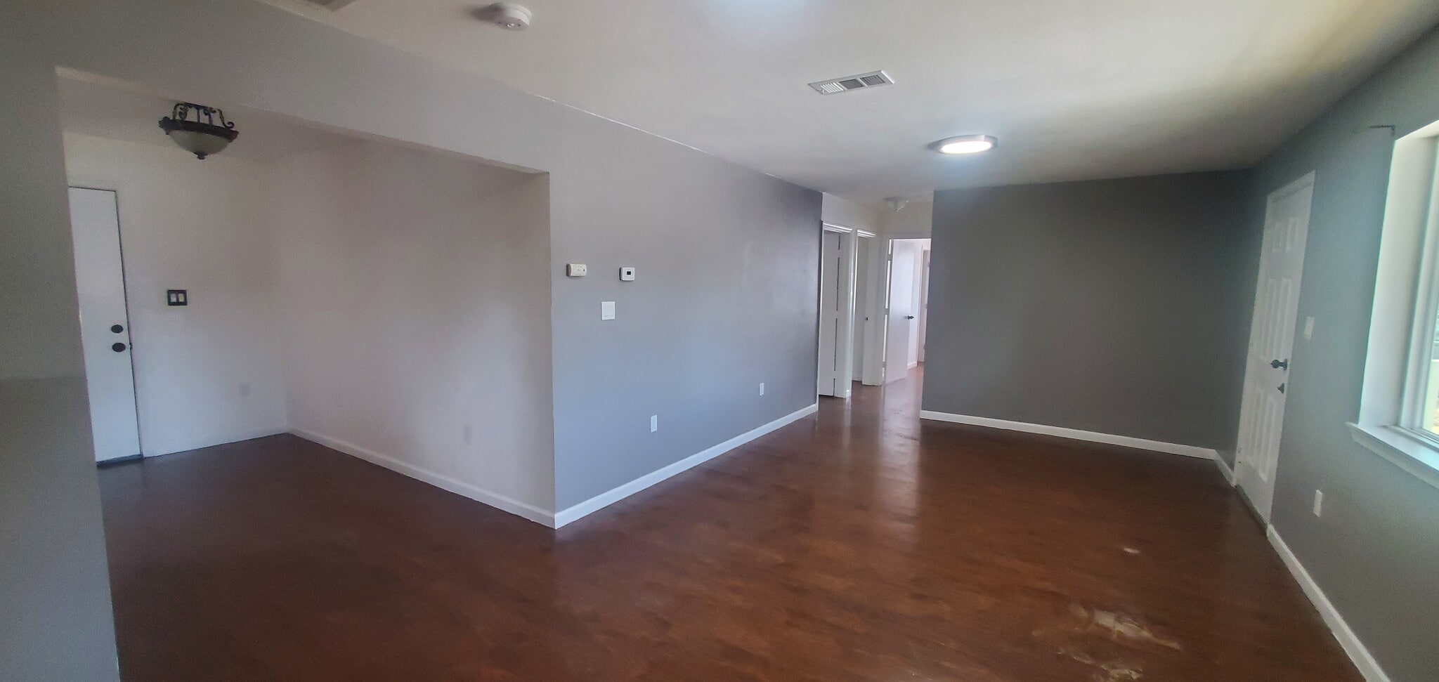 Building Photo - 629 Lee Dr