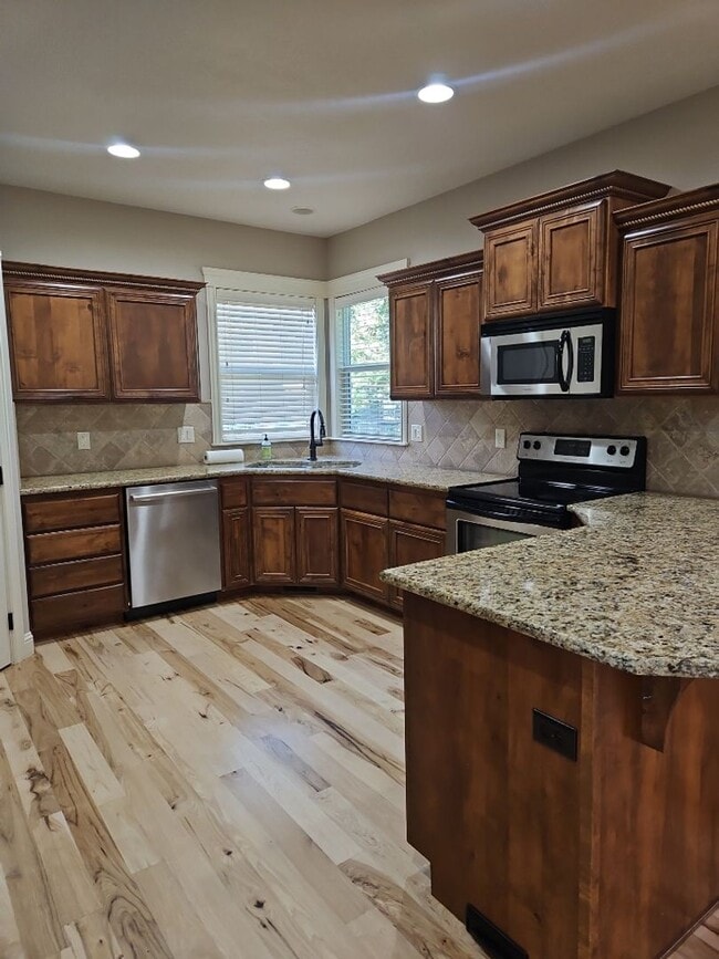 Building Photo - Beautiful 4 bedroom, 3 bath home in Meridian.