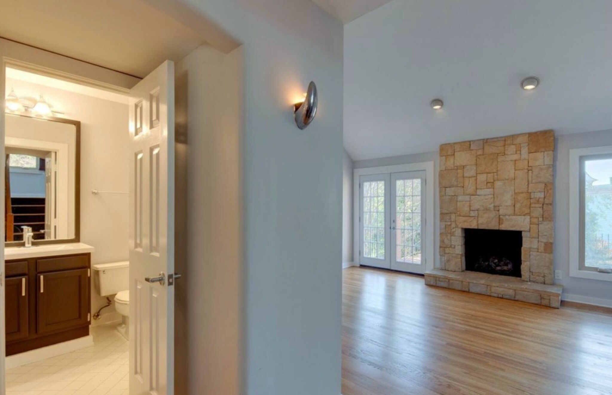 Building Photo - 315 Settlers Ln