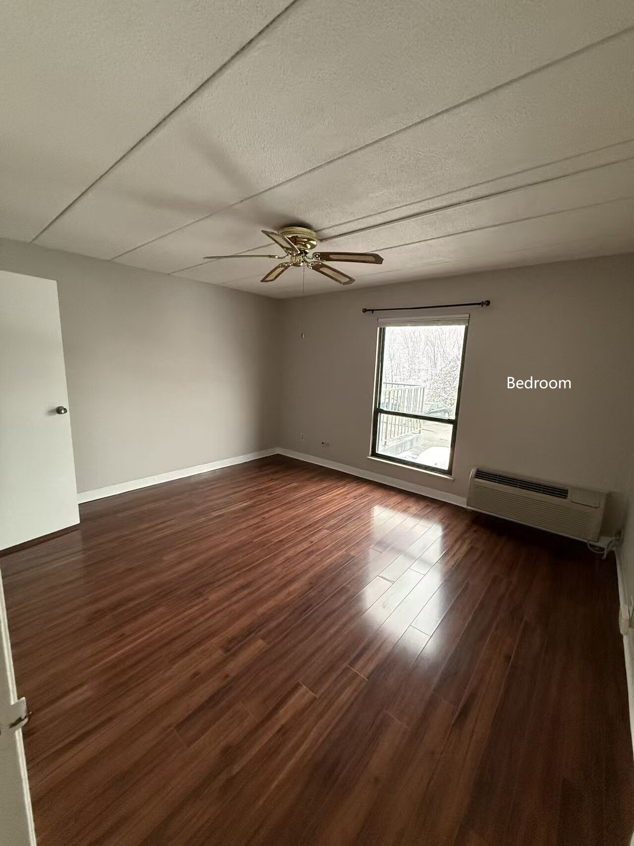 Building Photo - 147 Turner Rd